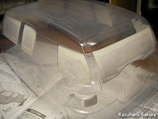 タミヤ CC-01 FJクルーザー 製作記 ～ ボディ塗装 ～ ウインドウのマスキング２